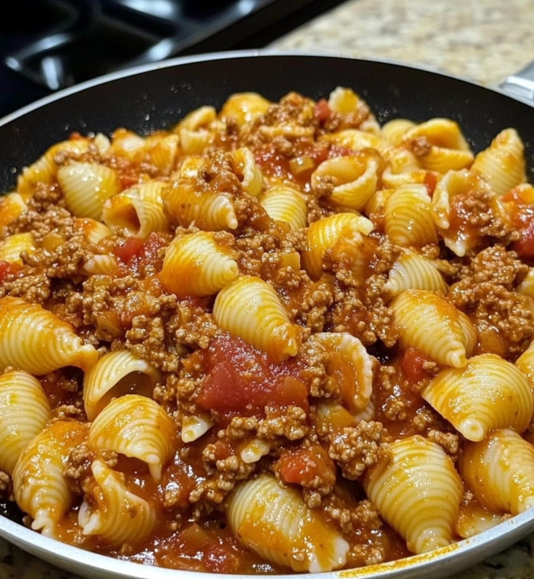 Quick & Flavorful Meat Sauce Stuffed in Pasta Shells Recipe