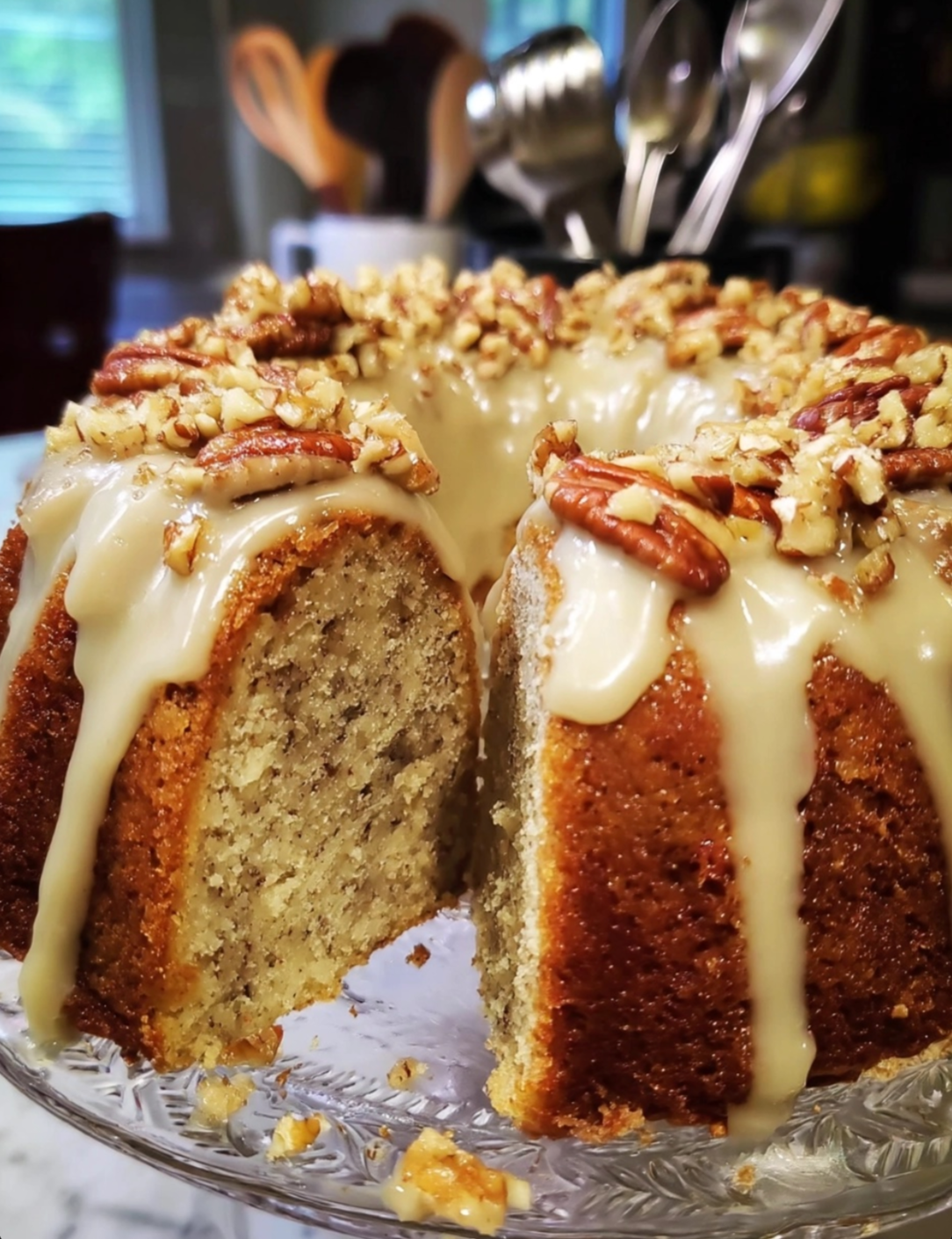 Easy Banana Caramel Cake
