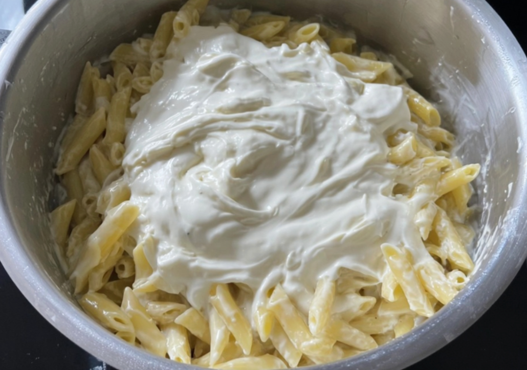 homemade alfredo sauce is luxuriously creamy rich and takes just minutes to prepare