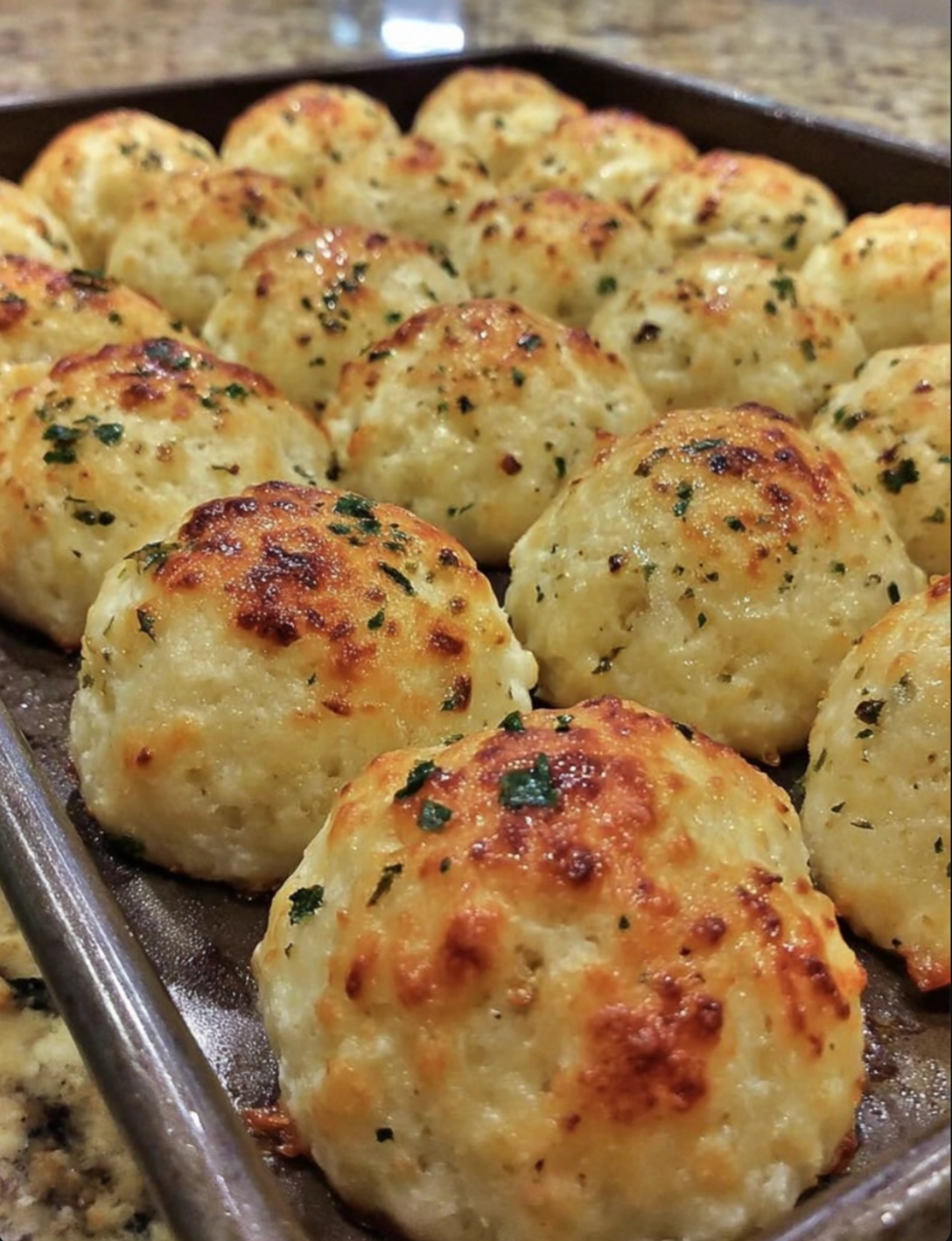 Irresistible Cheesy Garlic Butter Biscuit Balls Recipe: A Savory Delight!
