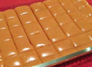SIX MINUTE CARAMELS