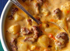 Creamy Potato & Hamburger Soup