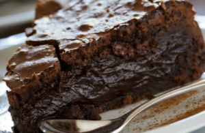 Ooey Gooey Chocolate Cake