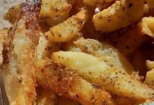 Baked Garlic Parmesan Potato Wedges
