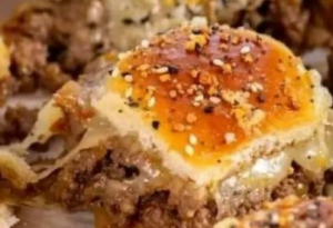 Cheesy Beef Sliders