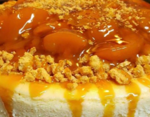 Peach Cobbler Cheesecake