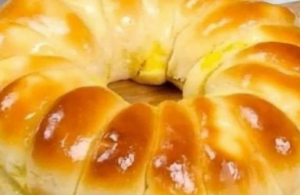 HOMEMADE SWEET BREAD