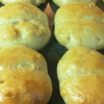 Classic Tomato Sandwiches