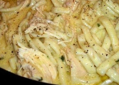 Comforting Chicken & Noodles Crock Pot - Easy Recipes