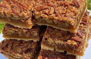 Crafting Irresistible Pecan Pie Bars