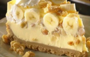 Banana Pudding Crunch Cheesecake 