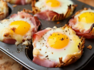Easy Low-Carb Breakfast Cups