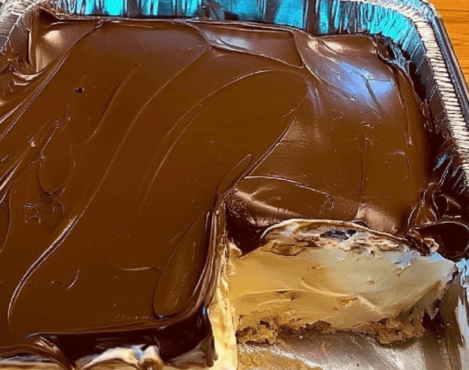 No Bake Chocolate Eclair Cake Recipe - Easy Recipes Life