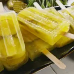 Slow Cooker Biscuits & Gravy Recipe