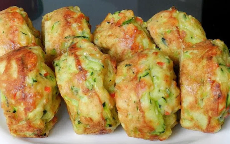 Health meal, low carbs meals, keto meal