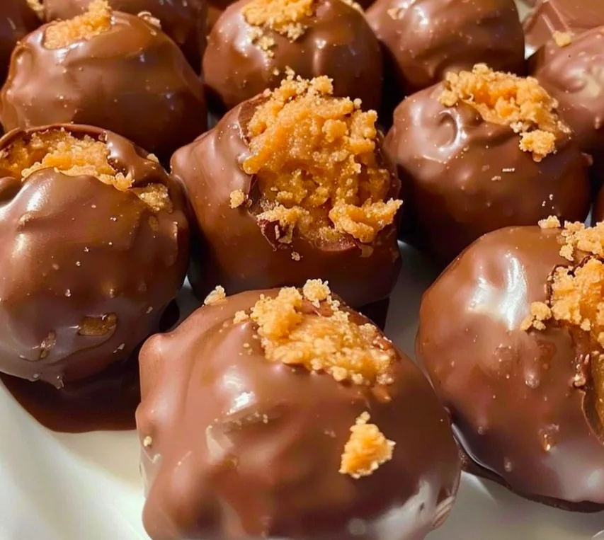 Health meal, low carbs meals, keto meal