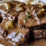 How to Make Slow Cooker Cubed Steak with Gravy