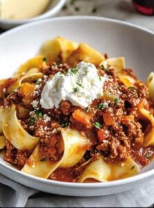 Slow Cooker Ground Beef Ragu