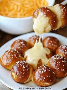 Pretzel Bites with Cheddar Cheese Sauce Recipe
