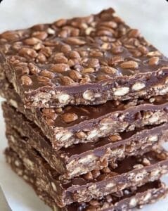 Homemade Crunch Bars with just 3 ingredients!