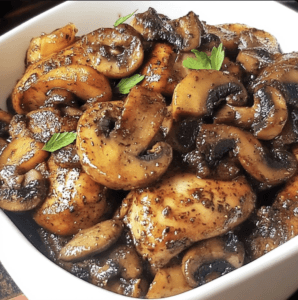 Classic 1950s Black Pepper Chicken with Mushrooms Recipe