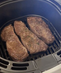 Juicy Air Fryer Steak: A Quick & Easy Recipe
