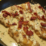CREAMY BAKED MAC AND CHEESE