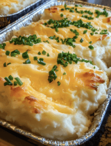 Oven Baked Cheesy Mashed Potatoes
