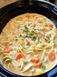 Chicken Pot Pie Noodle Skillet