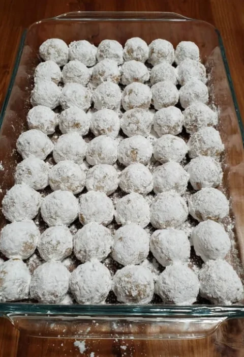 Best Buttery Pecan Snowball Cookies Recipe Homemade Pecan Snowball Cookies Guide How To Make Pecan Snowball Cookies Gluten...