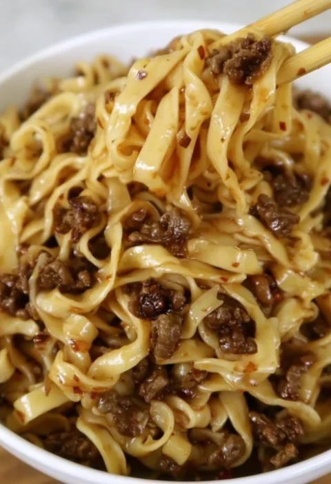 Easy Ground Beef Lo Mein Recipe Best Beef Lo Mein Noodles Homemade Beef Lo Mein Tips Quick Ground Beef Lo Mein For Dinner ...