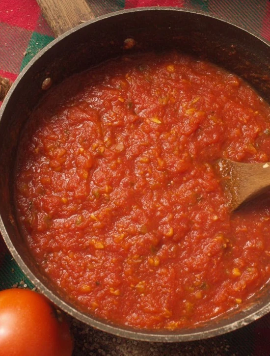 Quick Homemade Italian Tomato Sauce