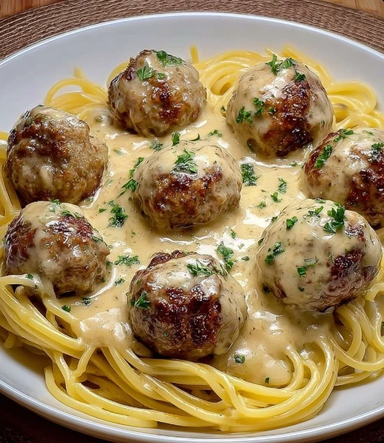 Meatballs with Roquefort Sauce