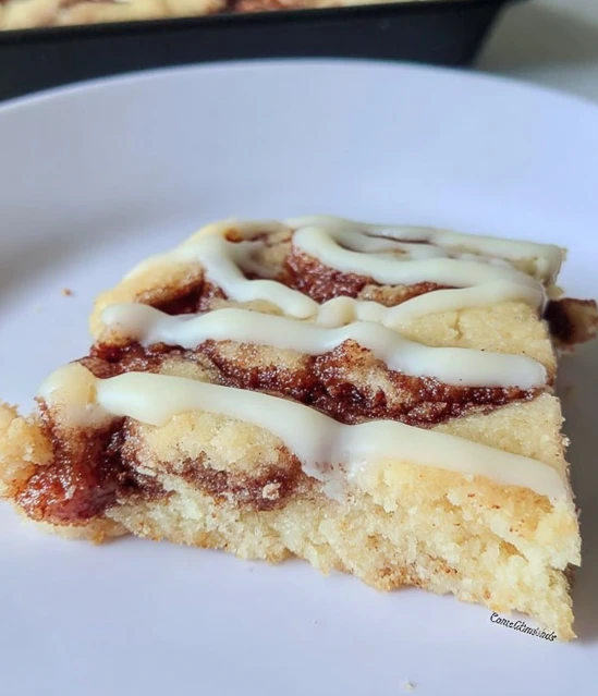 Sheetpan Cinnamon Roll Pancakes