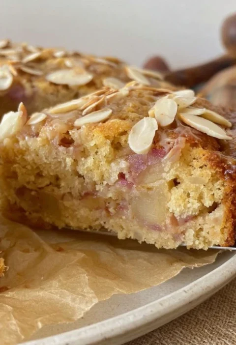 Gluten-free Almond Flour Apple Cake Recipe Easy Almond Flour Apple Cake Low Carb Apple Cake Almond Flour Best Almond Flour...