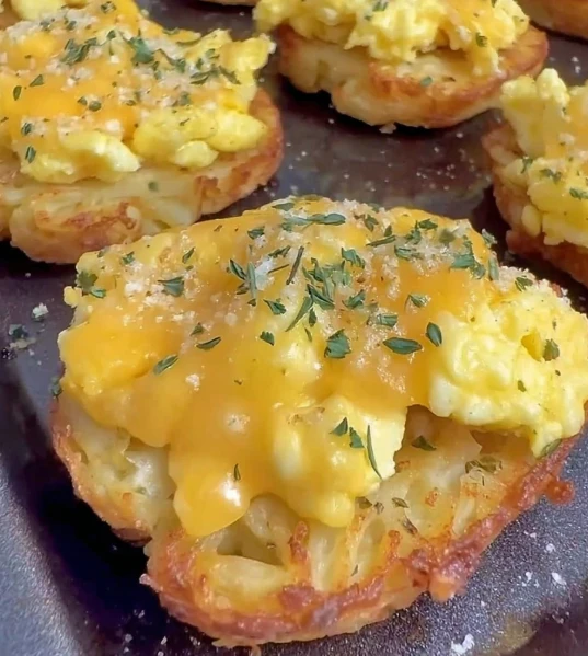 Hash brown egg breakfast sliders