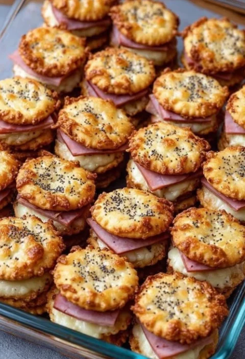 Mini Ham Cheese Cracker Sandwich Recipe Buttery Ham Cheese Cracker Bites Easy Mini Sandwich Snacks For Parties Gourmet Min...