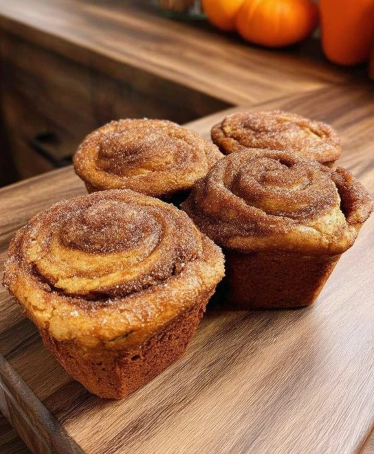 MINI PUMPKIN BREAD WITH CINNAMON SWIRL