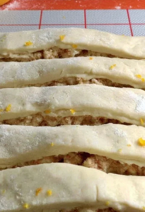 Ringaling Sweet Rolls