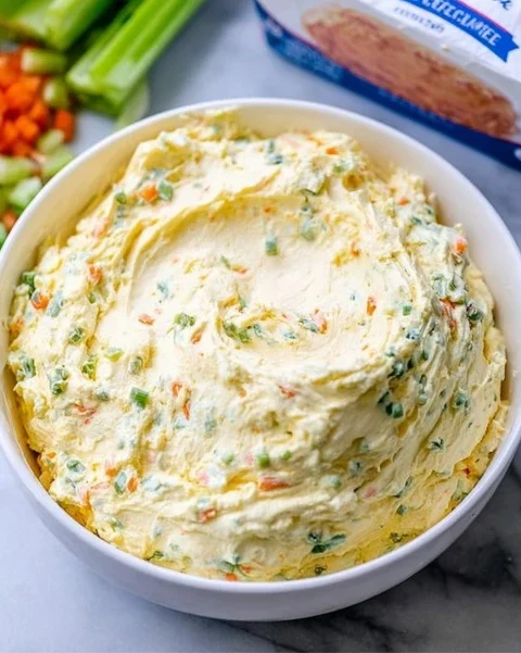 Best Garden Vegetable Spread Recipes Organic Garden Vegetable Spread Homemade Garden Vegetable Spread Garden Vegetable Spr...