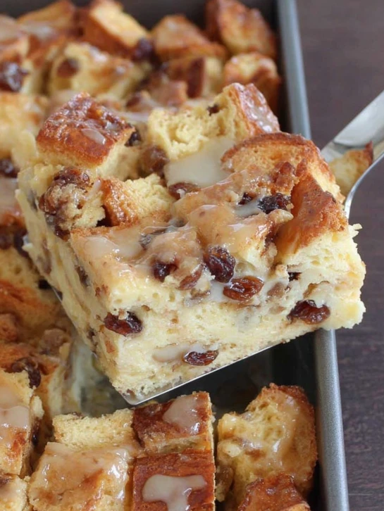 Classic Cinnamon Raisin Bread Pudding Recipe Best Rich Custard Bread Pudding Golden Topped Cinnamon Raisin Pudding Easy Ho...