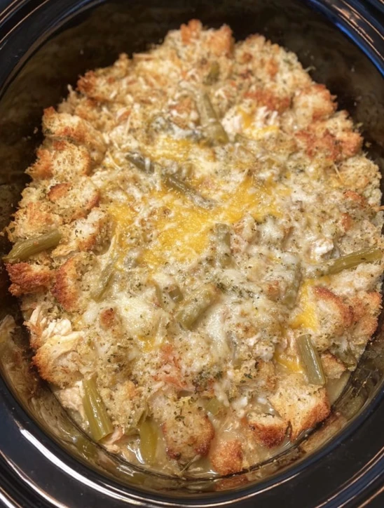 Easy 6-ingredient Slow Cooker Chicken Slow Cooker Chicken And Stuffing Recipe Best Slow Cooker Chicken Stuffing Healthy Sl...