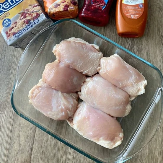 Easy Baked Cranberry Chicken Recipe Sweet Tangy Cranberry Chicken Bake Weeknight Cranberry Chicken Dinner Healthy Baked Cr...