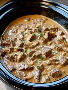 Retro Supper Table 4-Ingredient Beef Stroganoff Pasta