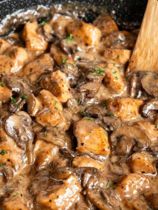 Easy Chicken Stroganoff