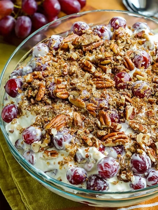 Easy Potluck Grape Salad — creamy, sweet & always a hit
