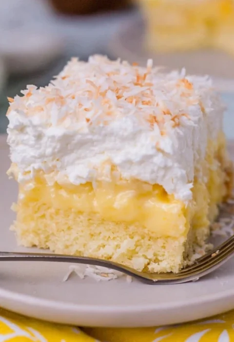 Easy Hawaiian Wedding Cake Recipe Pineapple Coconut Creamy Cake Best Tropical Wedding Cake Ideas Hawaiian Pineapple Layer ...