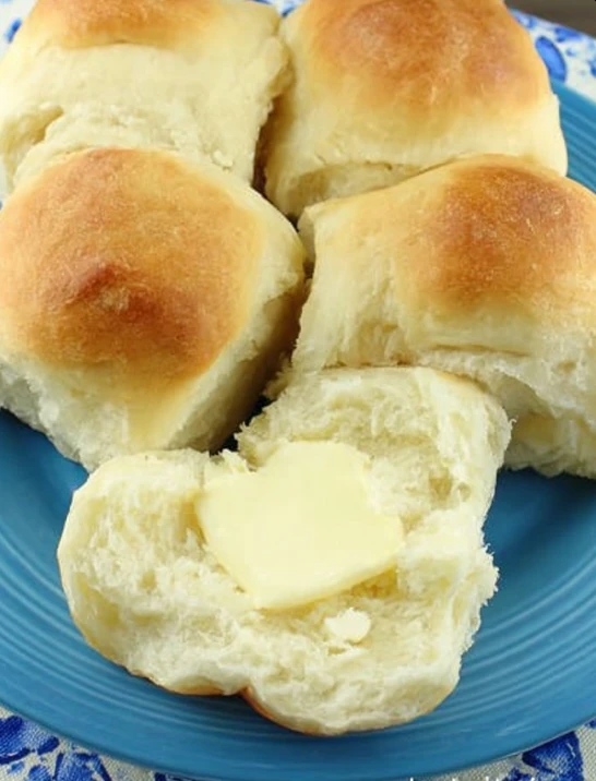 modernized old-fashioned yeast rolls