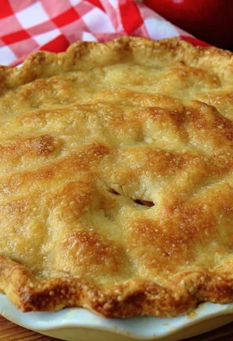 Easy Never-fail Pie Crust Recipe Perfect Texture Pie Crust Tips Simple Ingredients For Pie Crust How To Make A Foolproof P...