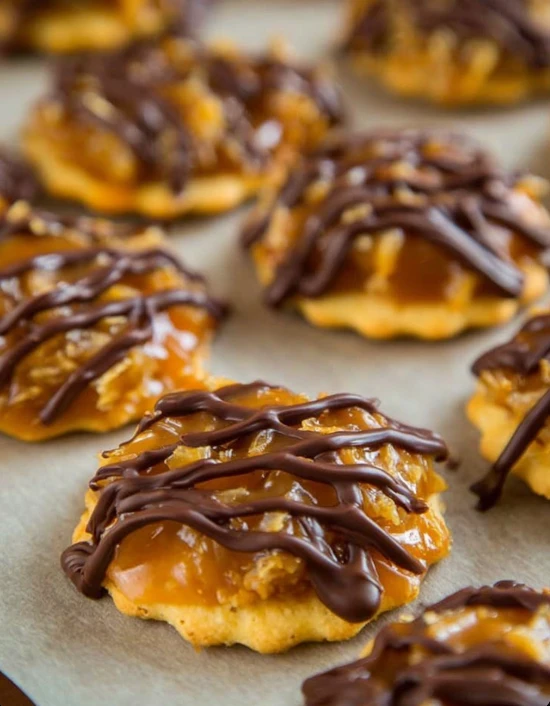 Easy No-bake Samoa Cookies Recipe Homemade Samoa Girl Scout Cookies No-bake No-bake Samoa Bars How To Make Samoa Cookies W...